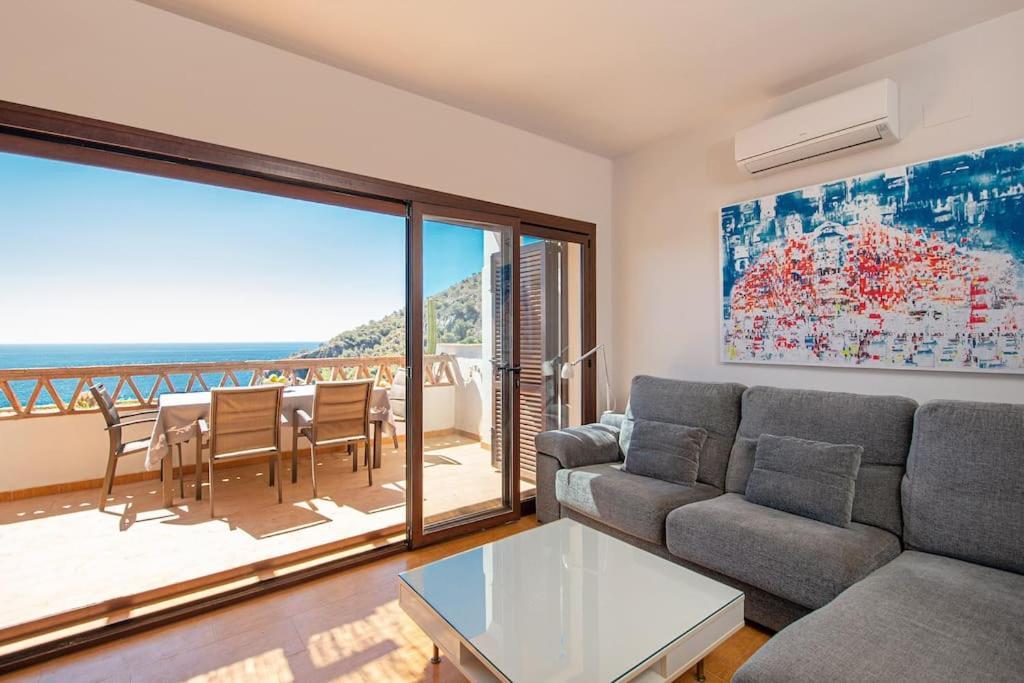 Sunny House With Great Sea Views, 3 Terraces, Private Heated Pool And Sauna La Herradura  Eksteriør billede
